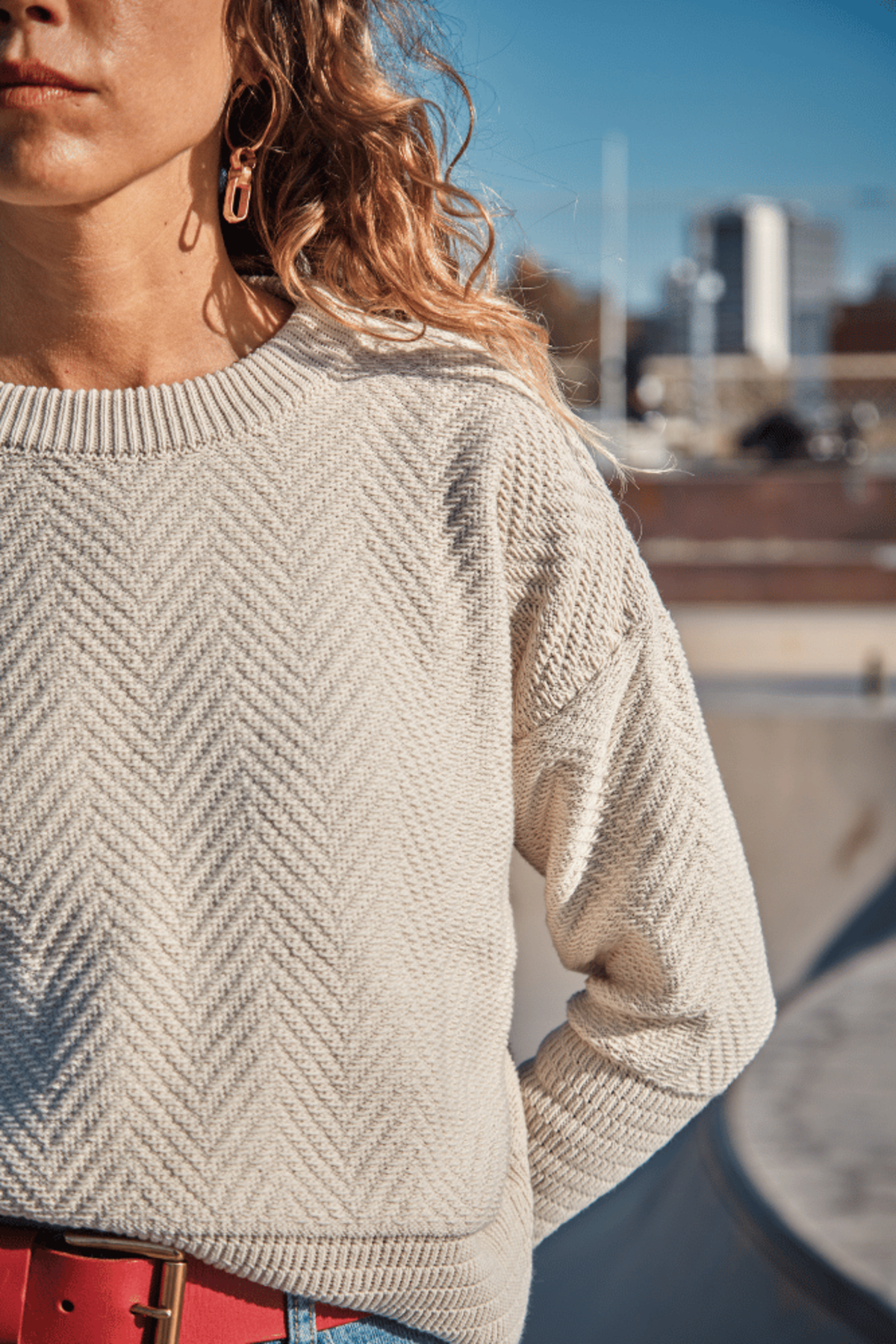 L'ENVERS NELLIE Chevron Organic Cotton Sweater - Neutrals - Image 2 of 7