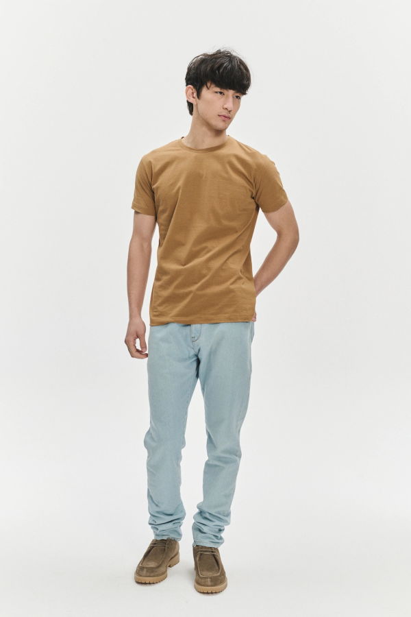 Delikatessen T-Shirt - Mustard Yellow