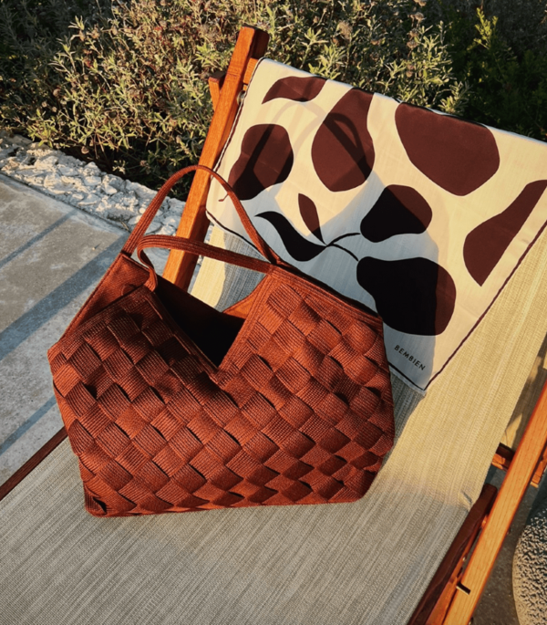 Amara Tote - Thumbnail 3