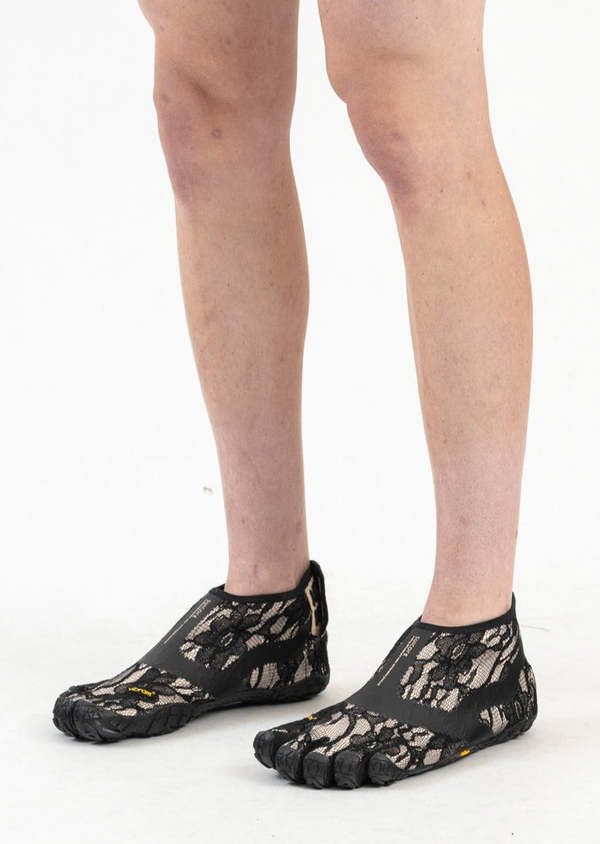 Doublet LACE FIVE FINGERS - BEIGE | Garmentory