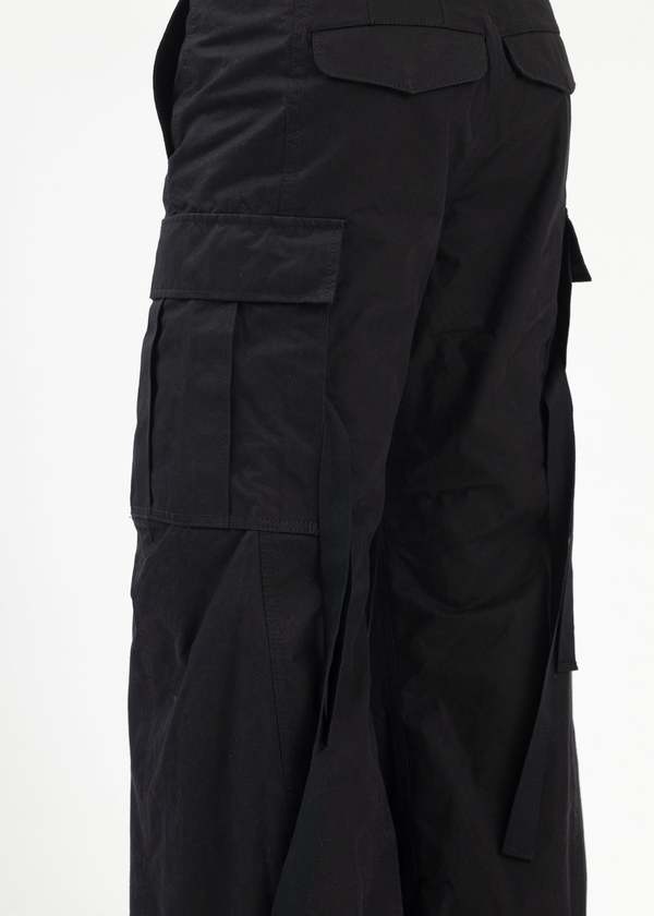 Doublet BLACK ROBOT LEGS CARGO PANTS - BLACK | Garmentory