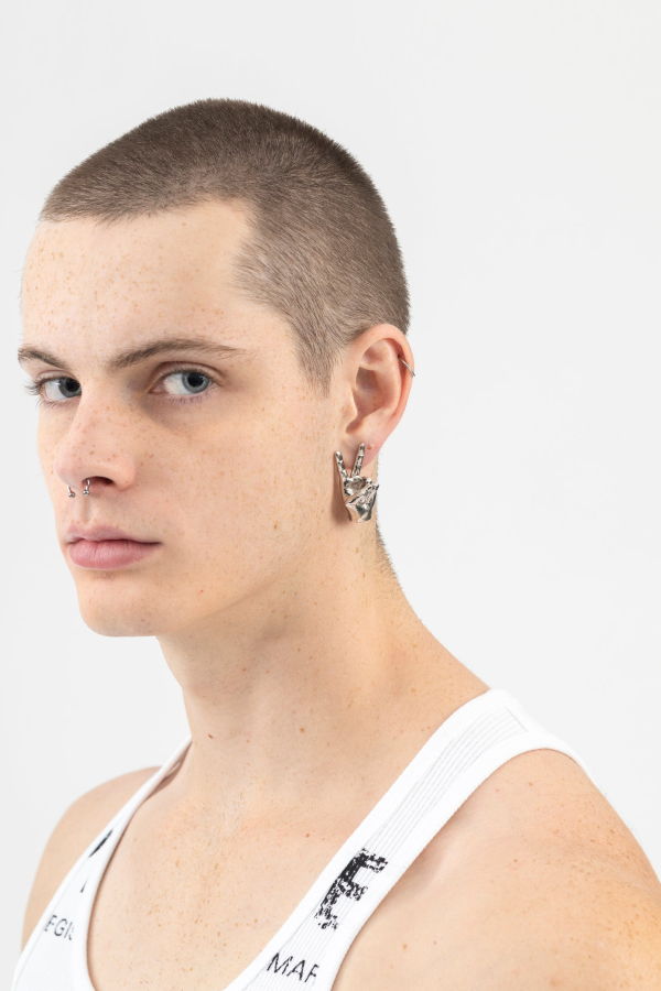 Y/project MINI PEACE SINGLE EARRING - SILVER