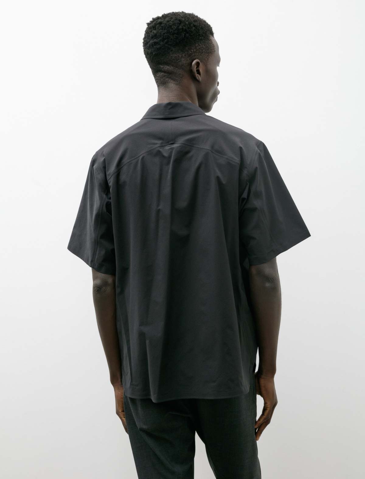 ☆2024ss☆VEILANCE FIELD SS OAT S Arcteryx Veilance | FIELD SS SHIRT MENS - OAT | Women | Blue