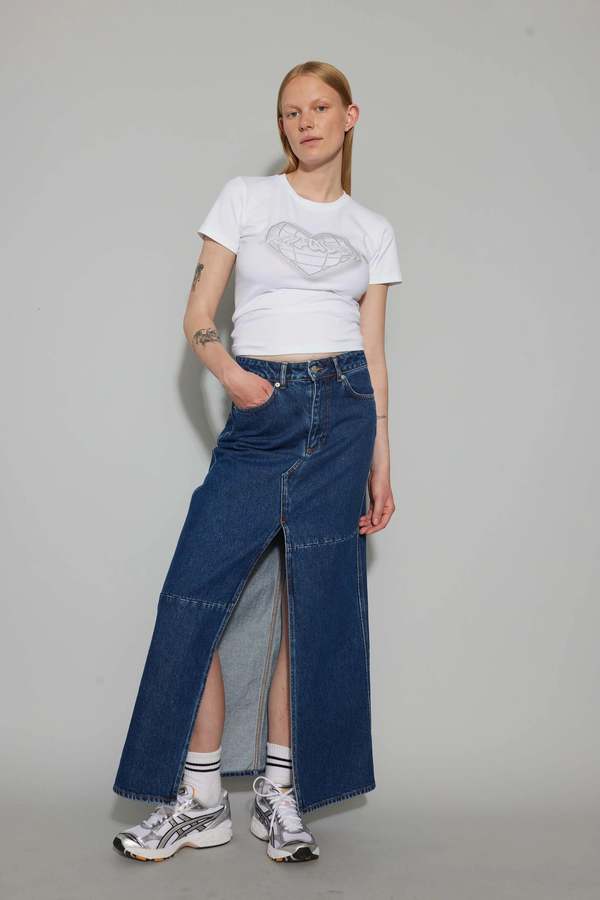 【WONDER WONDER】atune slit washed denim maxi long skirt Atune Cut Washed Denim Maxi Long Skirt - WONDER WONDER | 60