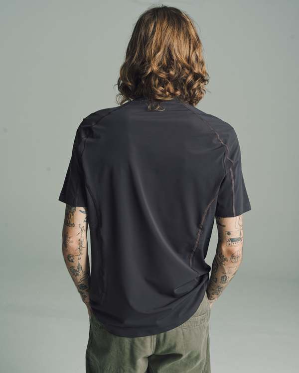 ROA｜ (Training Tshirt (RBMW094FA66-GRN0004)) ROA Training T Shirt - Black | Garmentory