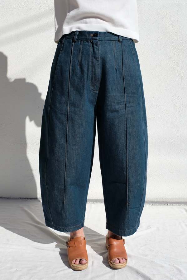 Cordera Frontal Seam Curved Denim | Garmentory