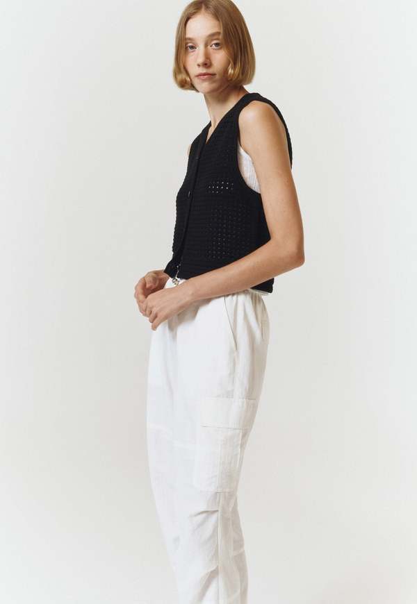 Dunst Open Crochet Knit Vest - Black