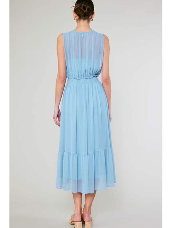 midi flattering dress Always Flattering Light Blue Floral Midi Dress – Shop the Mint
