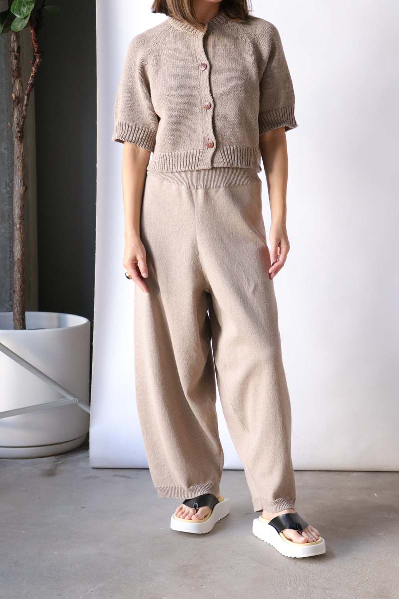 Curtain Knit Trousers ベージュ Cordera Cotton Knitted Pants - Taupe | Garmentory