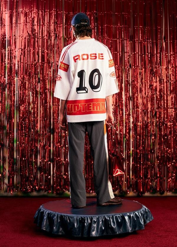 MARTINE ROSE OVERSIZED FOOTBALL TOP ホワイト Martine Rose – Oversized Football Top White / Red