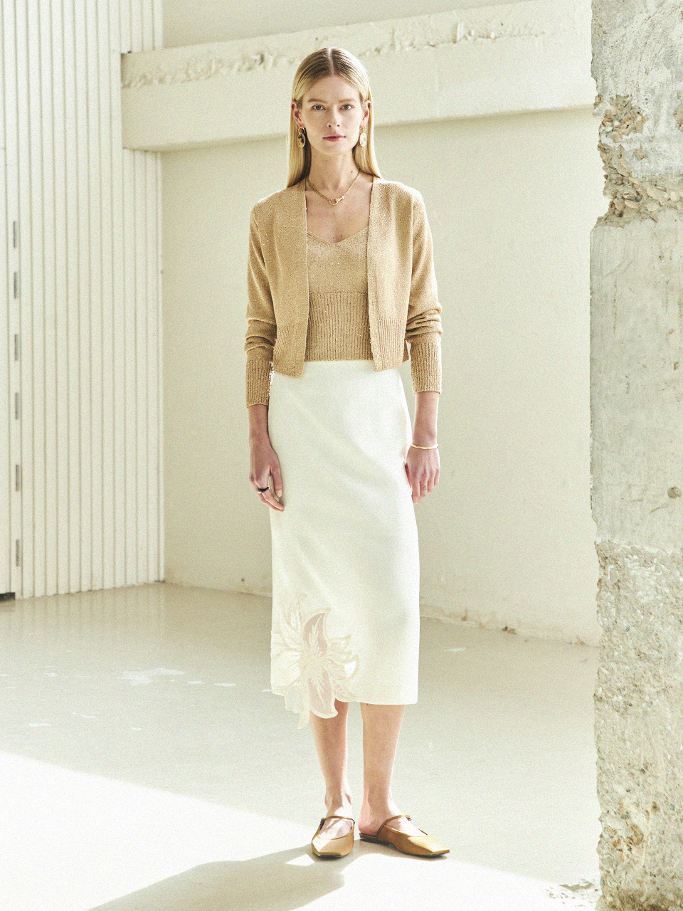 Maison De Ines Sheer Flower Detail H-Skirt - Ivory | Garmentory