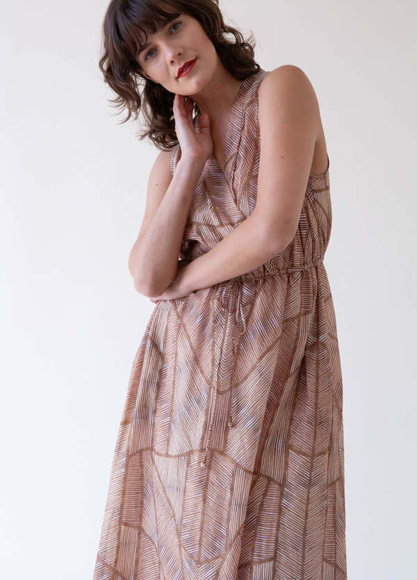 Xirena Darby Dress - Gold Geode