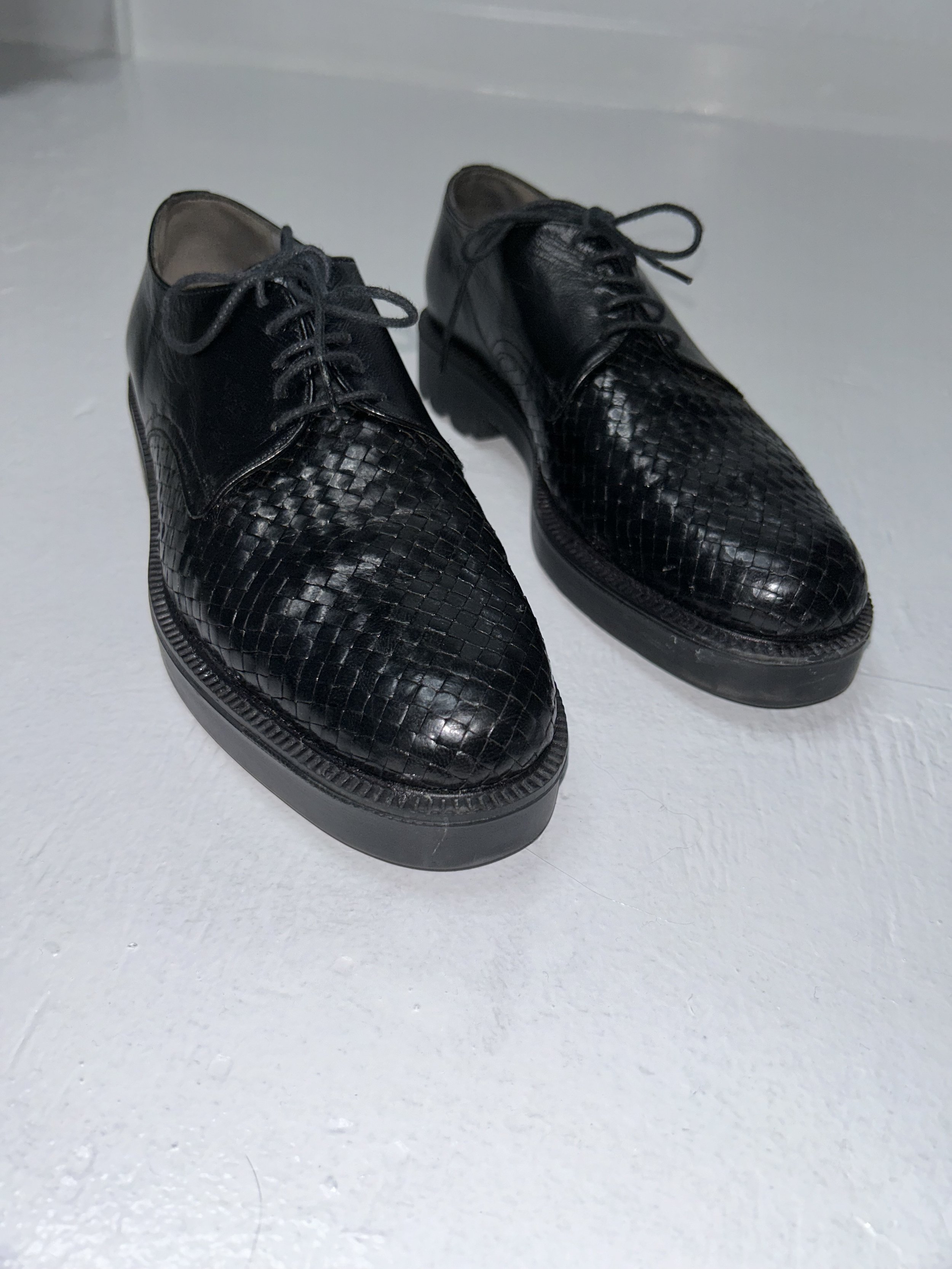 Stephane Kelian Paris Black Leather Derby Oxfords Shoes Women’s Sz 5.5UK/7.5M STEPHANE KELIAN Heeled Derby Loafer in Black and Beige Woven  main image 4