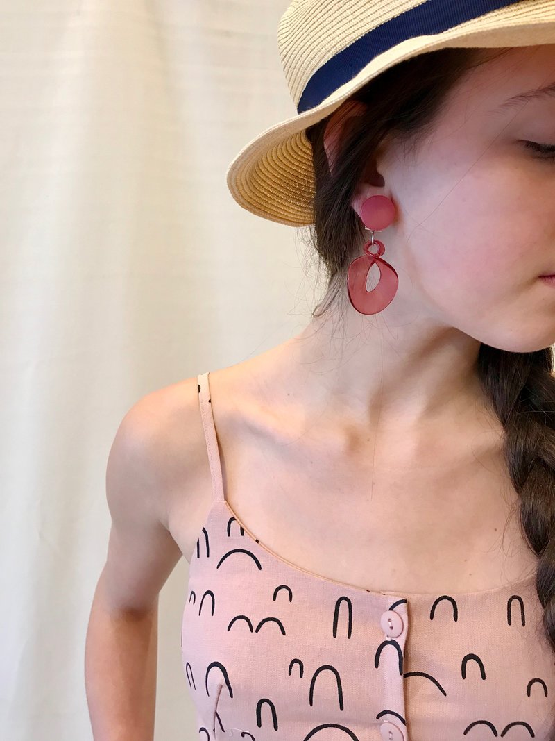 Rachel Comey Tract
