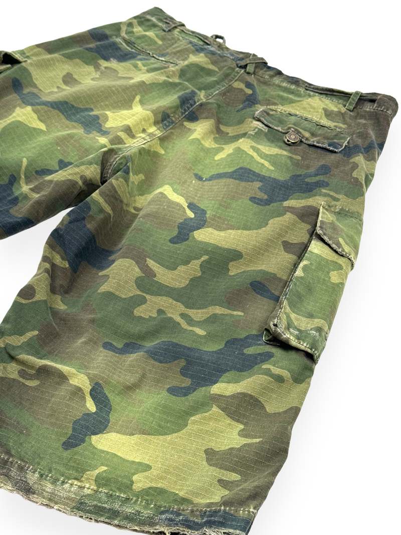 424 Bermuda Shorts - Hiroshima Camo | Garmentory