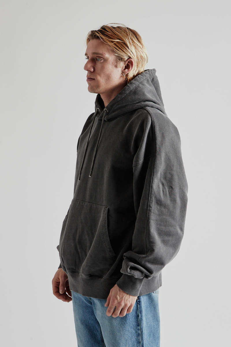パーカー・フーディ FRIZMWORKS OG PIGMENT DYEING HOODY 002 CHARCOAL FZWOGTS050 FRIZMWORKS OG Pigment Dyeing Hoodie - Charcoal | Garmentory