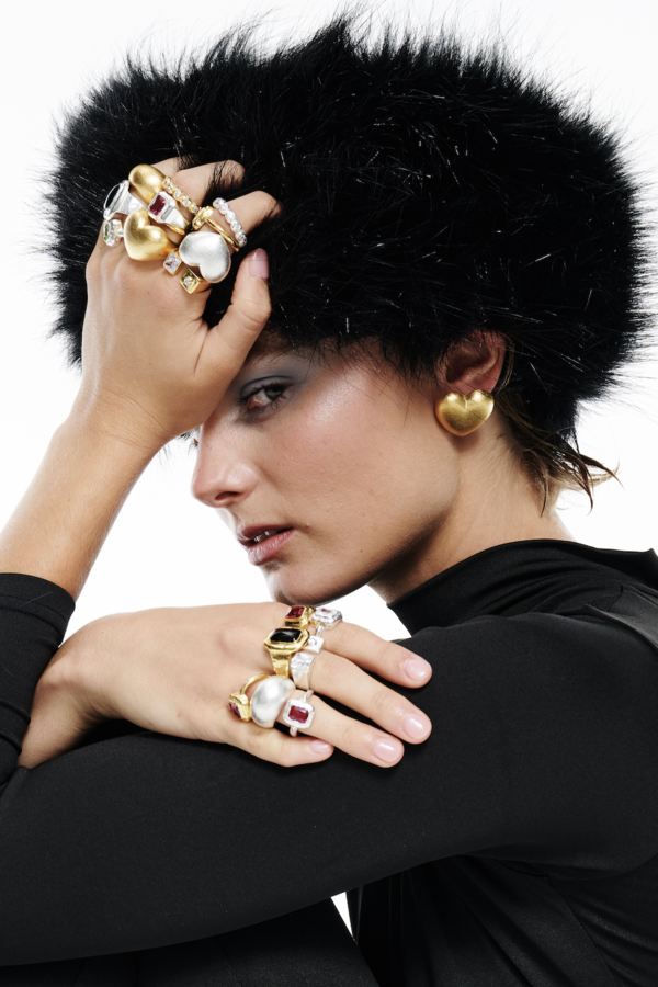 Sunday Stephens FROSTED HEART RING - SILVER