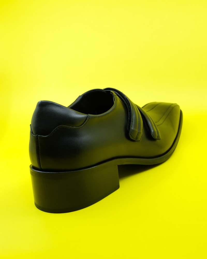 最終値下げMartineRose 24ssSporty Snout Loafer Martine Rose Leather Sporty Snout Loafer - Black | Garmentory