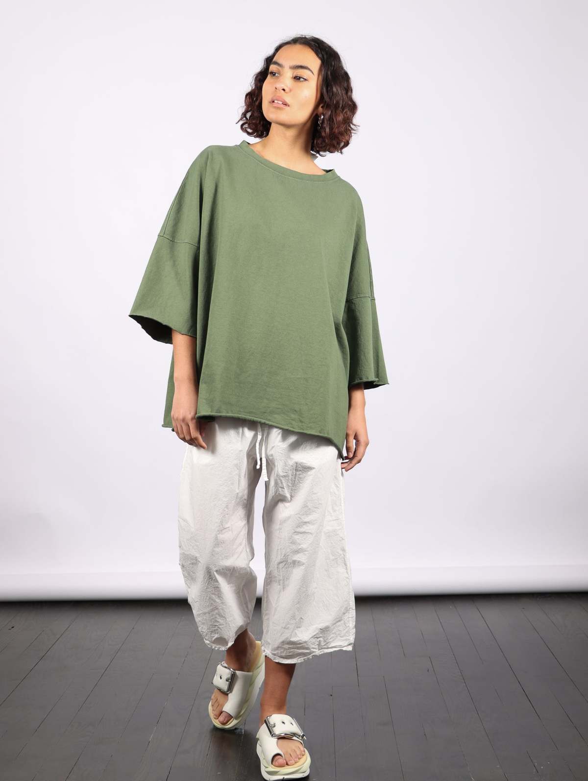 Album di Famiglia Boxy Big T-Shirt - Green Lawn | Garmentory