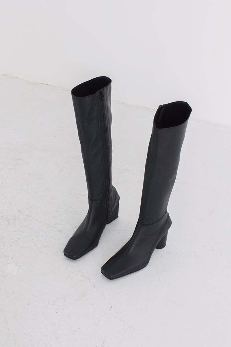 Dubi Leather Cuadrado High Boot - Black