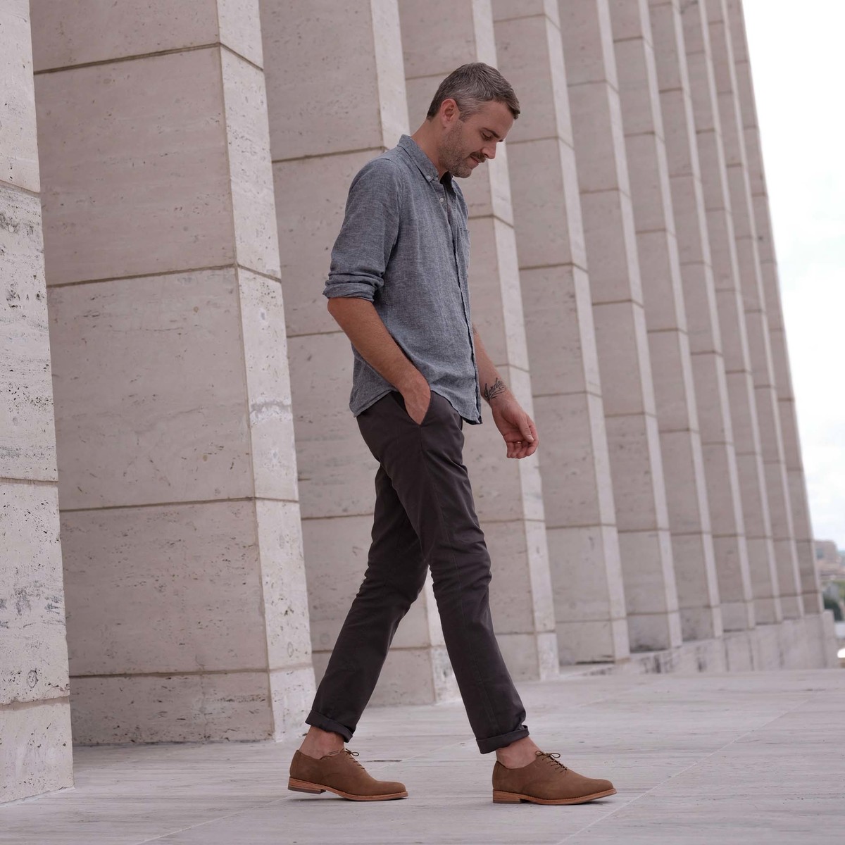 Nisolo Everyday Oxford - Tobacco | Garmentory display picture 3