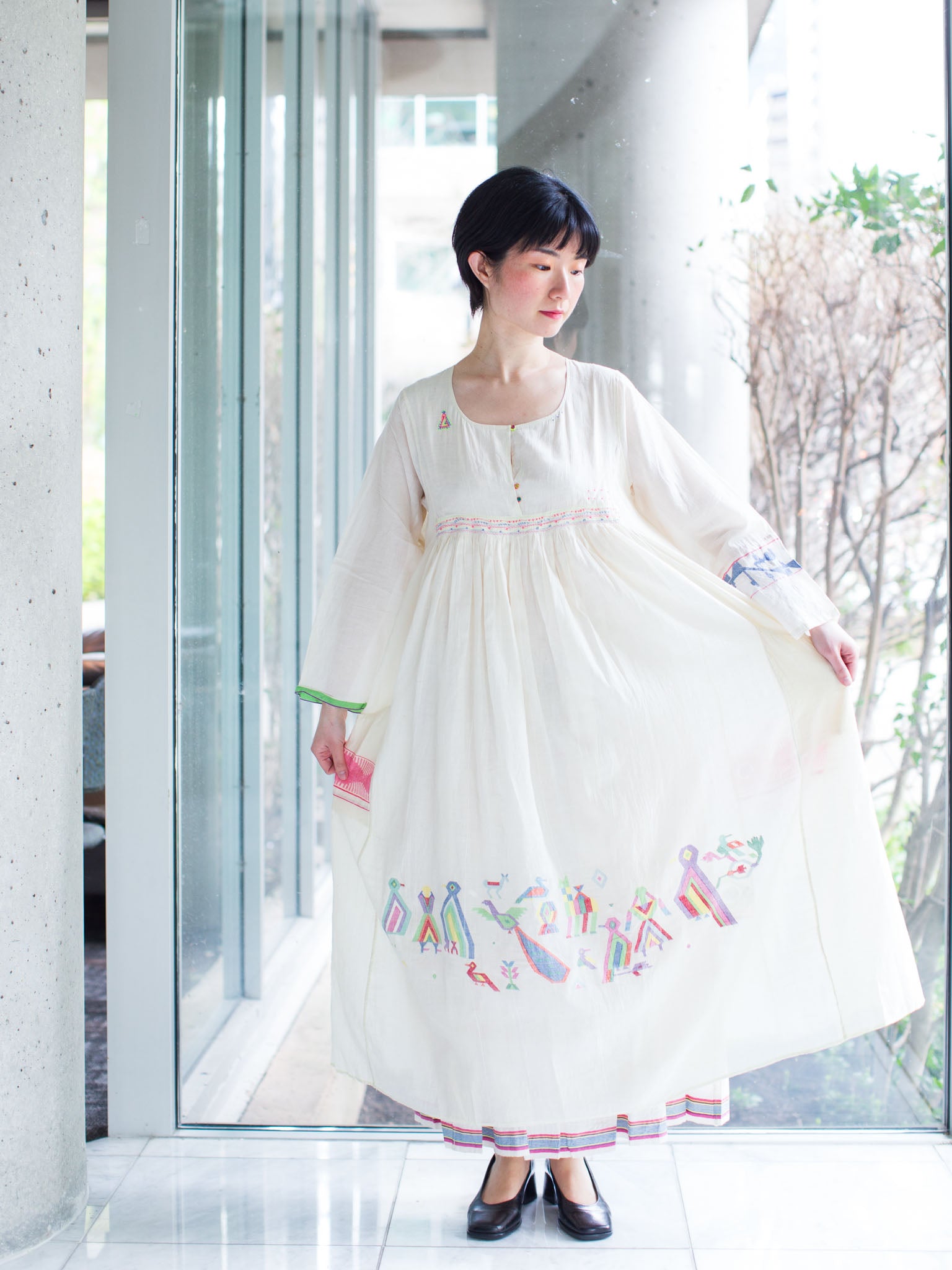 【INJIRI】GATHERED DRESS Injiri Dress - Jodhpur 54/White | Garmentory