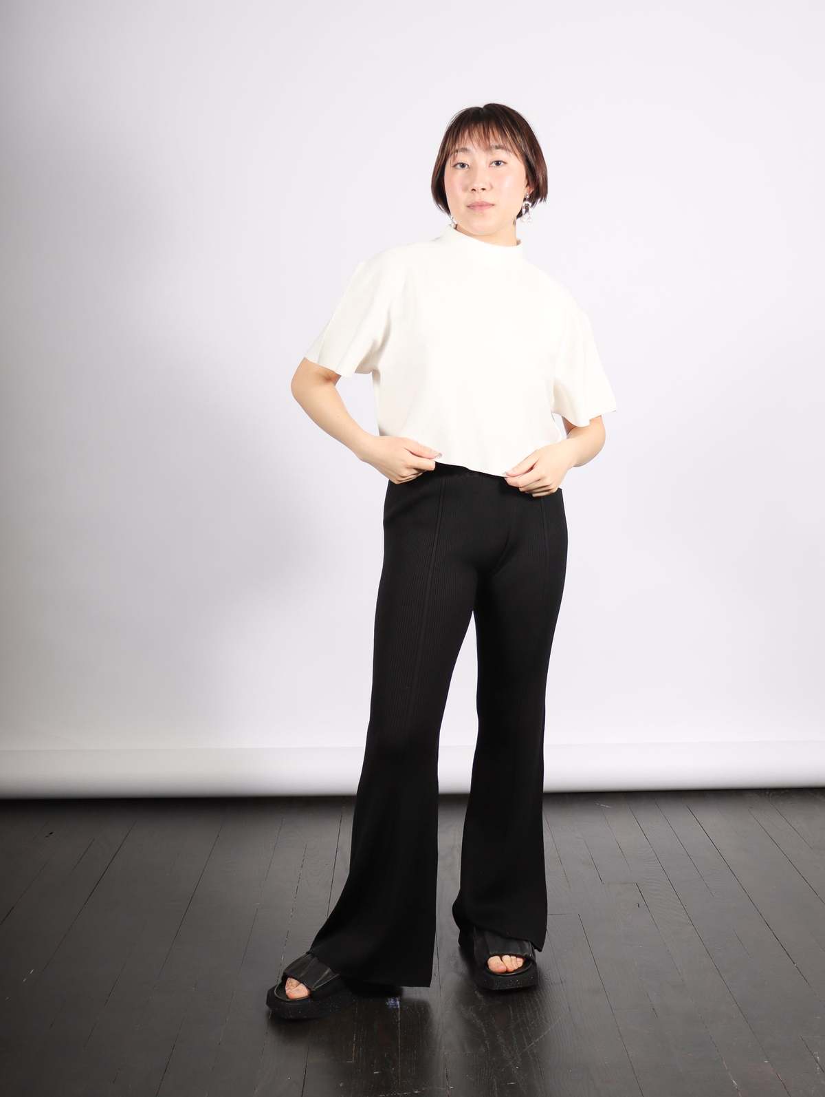【専用】CFCL BS RIB TIGHT FLARE PANTS CFCL Rib Tight Flare Pants - Black | Garmentory