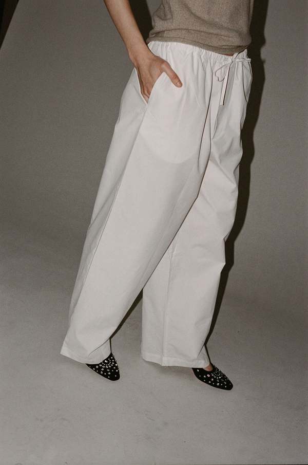 パンツ BASERANGE KOLLA PANTS Kolla Pants in Assortment | Organic cotton poplin | en | Baserange