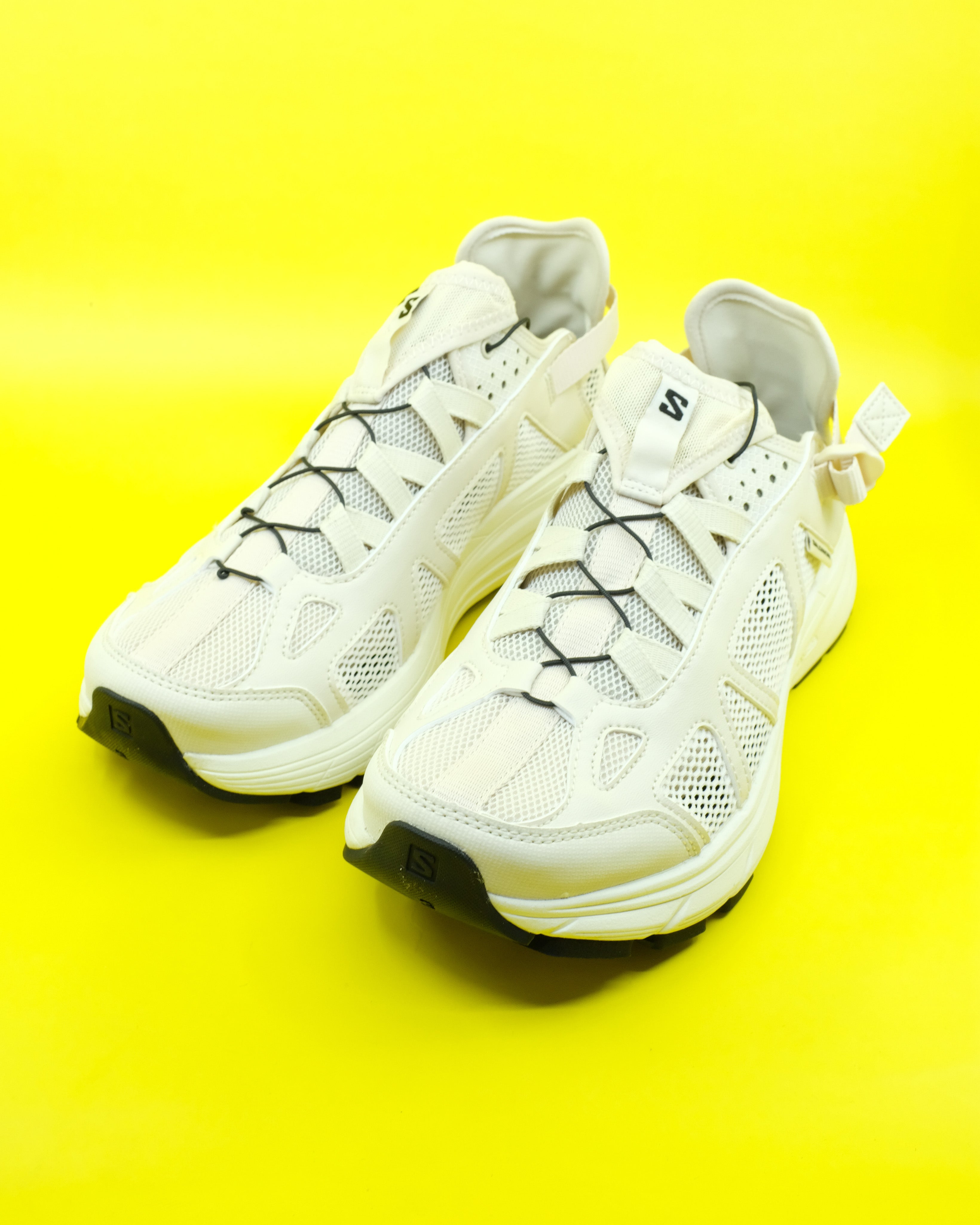 関税送料込み【SALOMON】TECHSONIC Almond Milk, Vanilla, Black Techsonic-in-Almond-Milk---