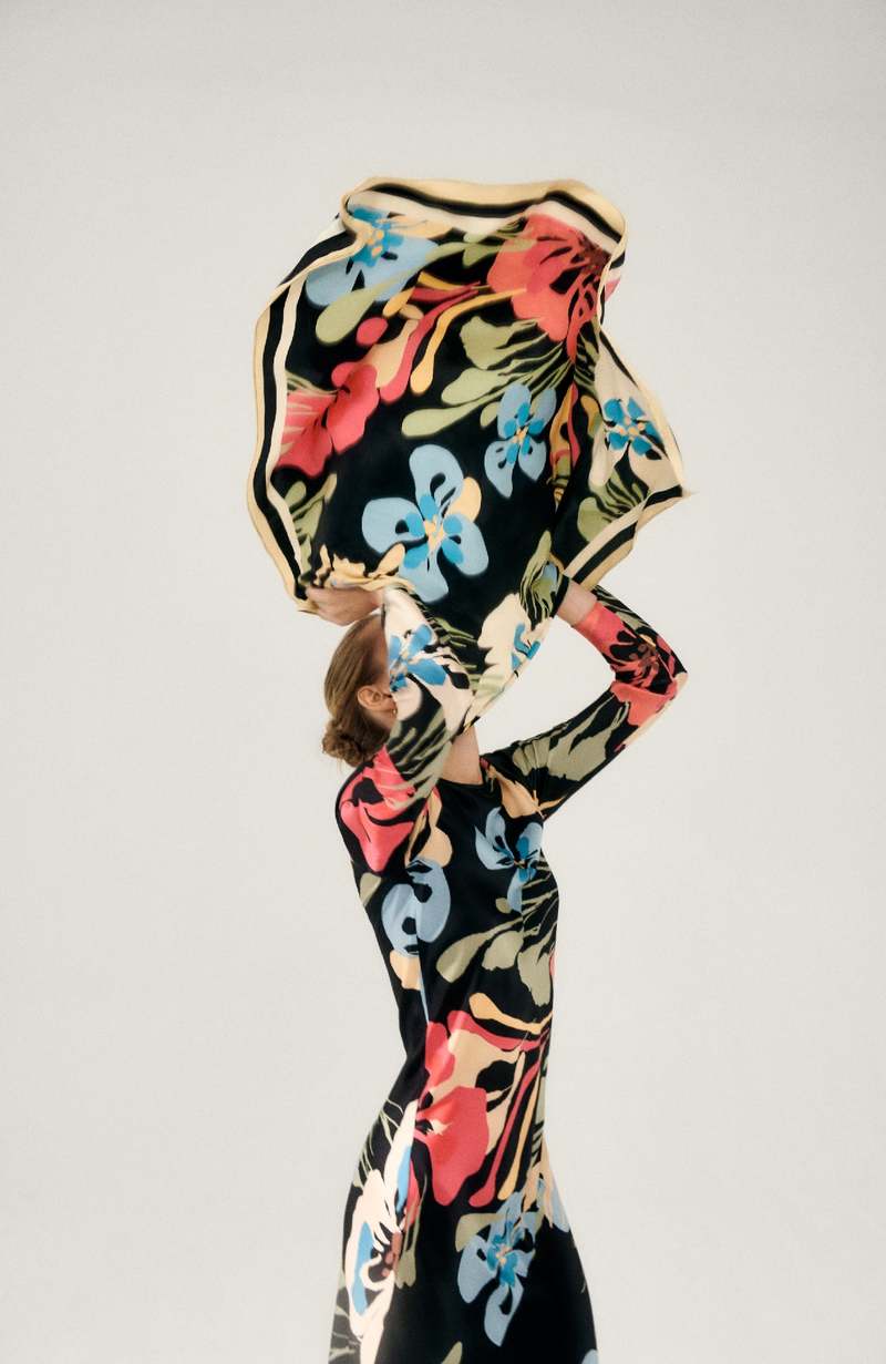 Silk Laundry SCARF - BLACK MIR 