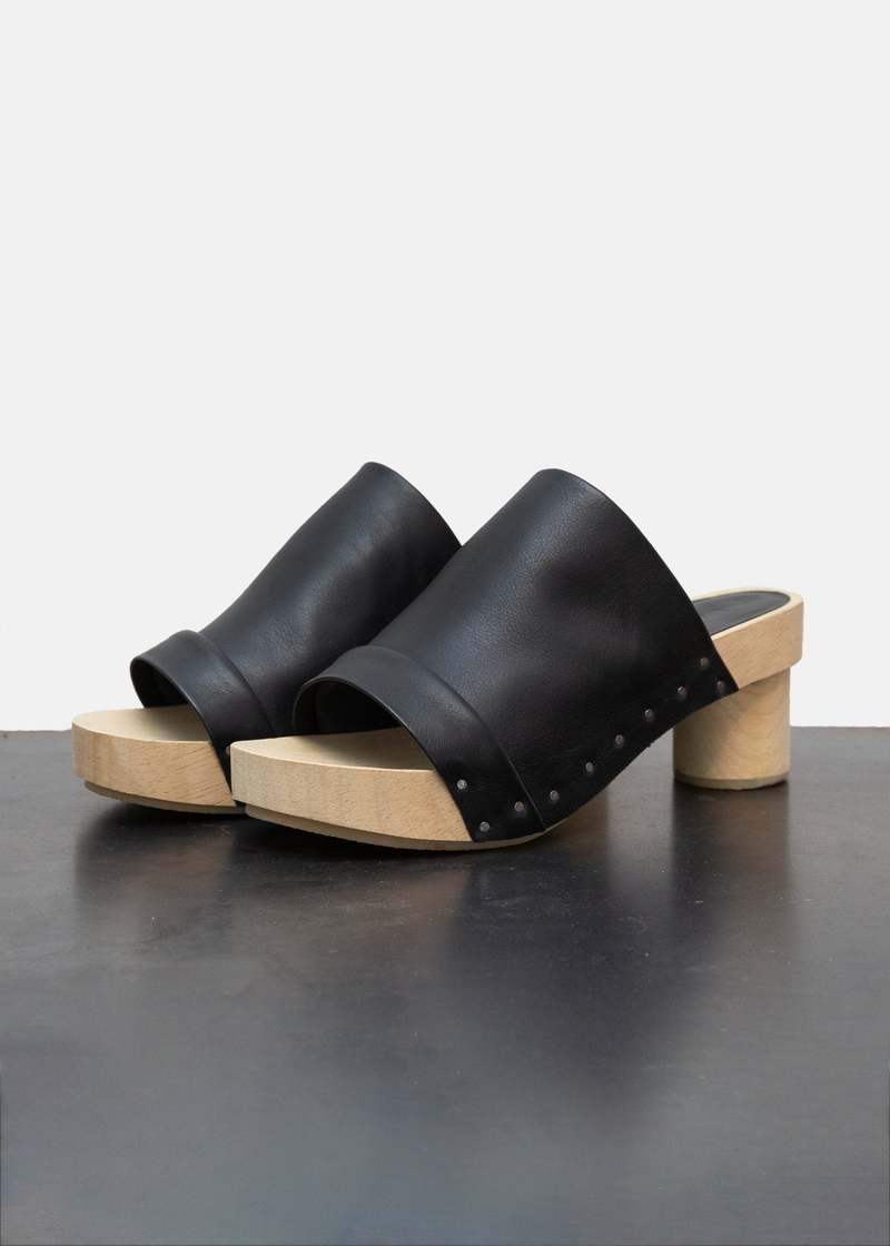 Lauren Manoogian Pleat Clog - Black