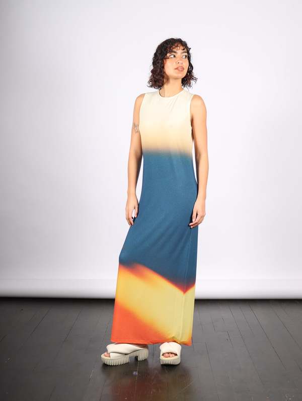 8/31まで ISSEY MIYAKE LIGHT LEAK DRESS Issey Miyake Light Leak Dress - Orange/Navy | Garmentory
