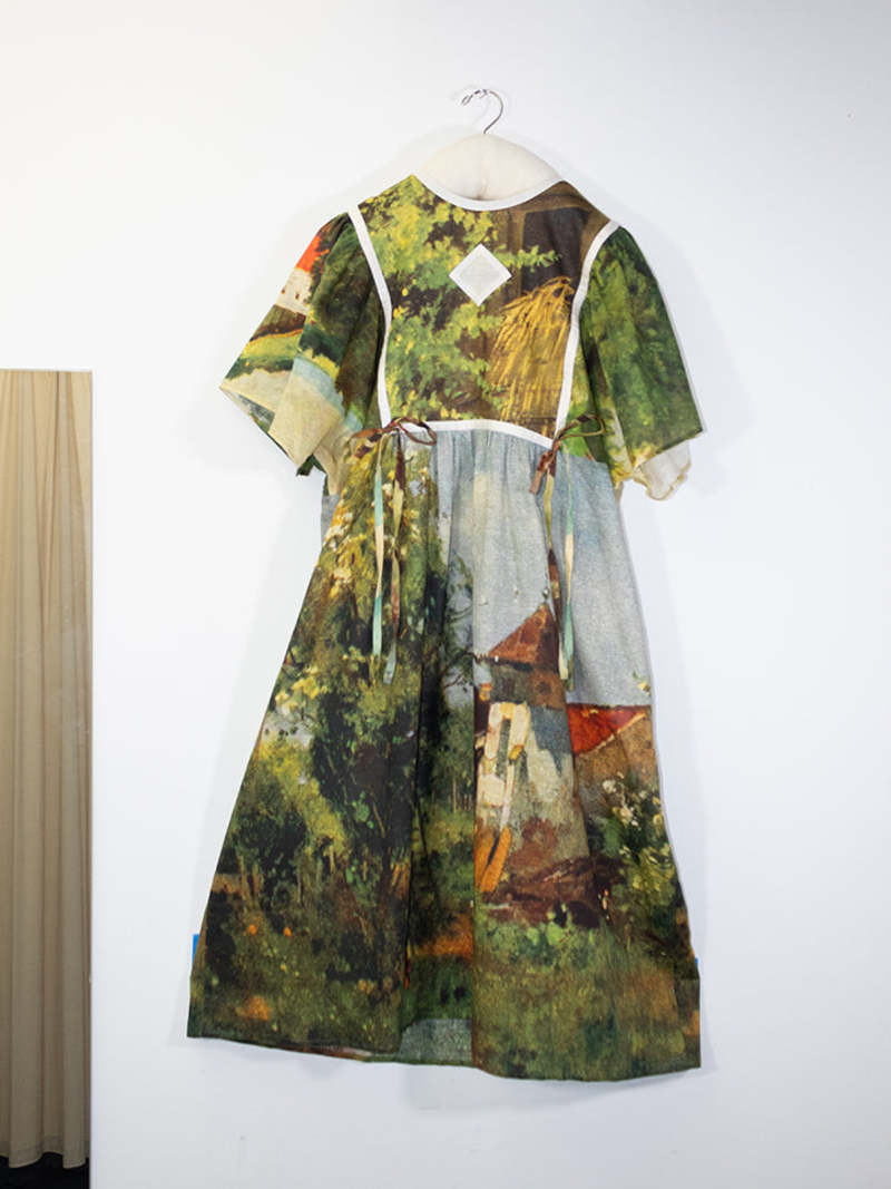 anntian folk dress ワンピース Anntian Folk Dress - Village Print | Garmentory