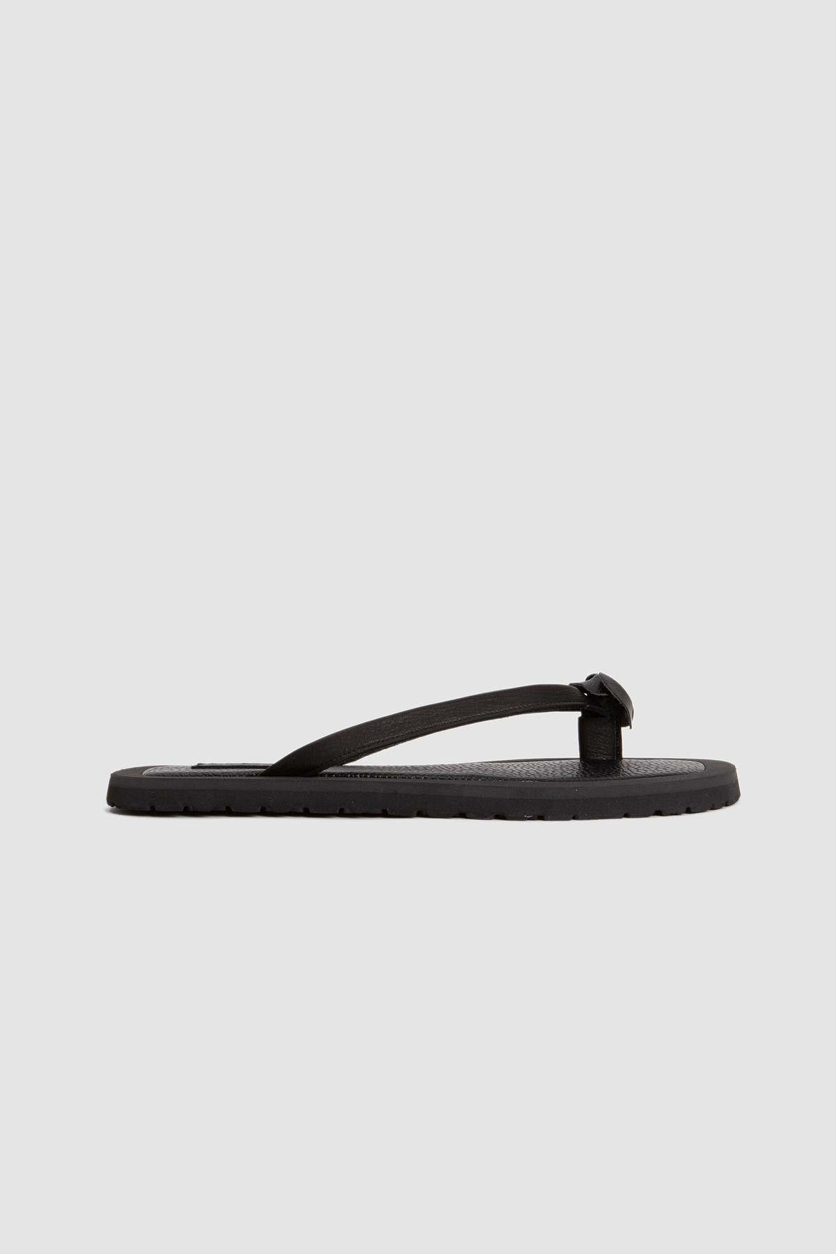 け*と様 Hender Scheme sandal Black Hender Scheme Caterpillar Sandals | SVD