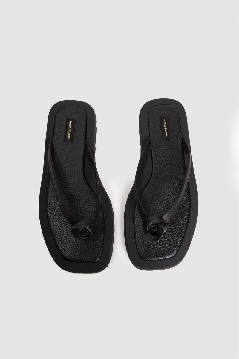 Hender Scheme Bloom Thong Sandals - Black | Garmentory