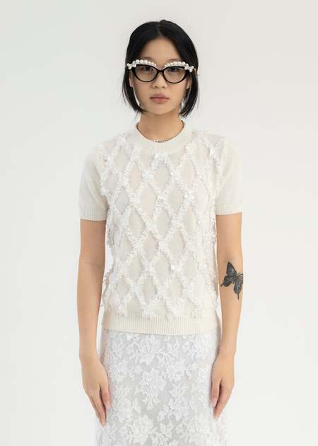 Shushu/Tong Crystal Bow Necklace - White | Garmentory