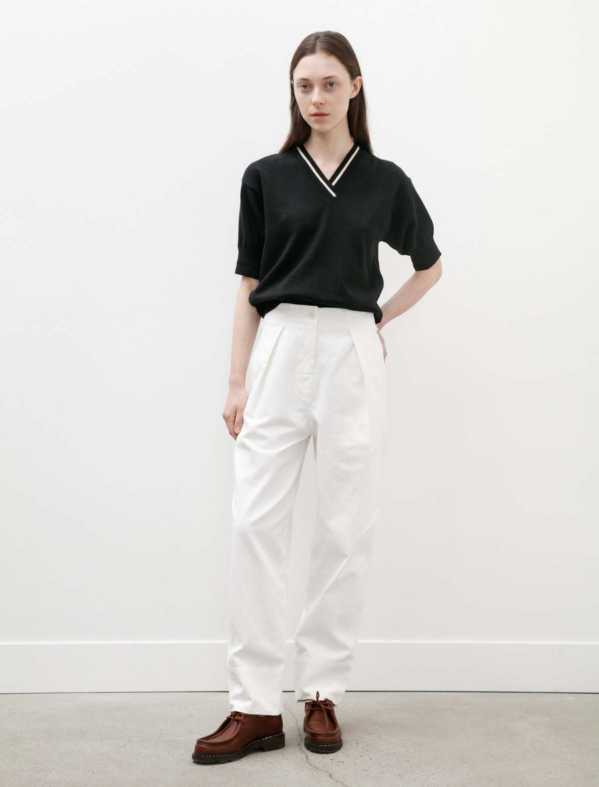 Margaret Howell｜CHINO PANTS (MHL CINCH BACK TROUSER - O Cinch Back Trouser — White – La Garçonne