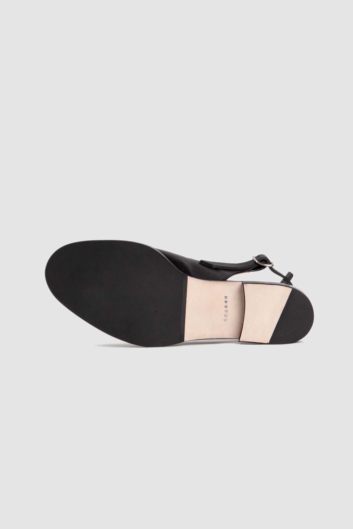靴 ymachender scheme chameleon strap Chameleon Strap Black | Garmentory