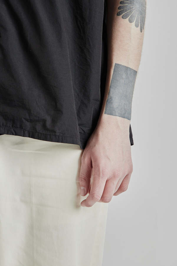 Blurhms Chambray Open Collar Shirt - Black | Garmentory