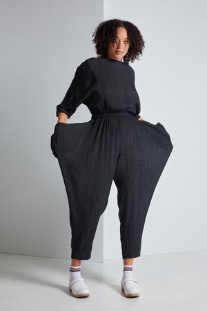 Black Crane Crape Jumper Black Crane Crape Jumper