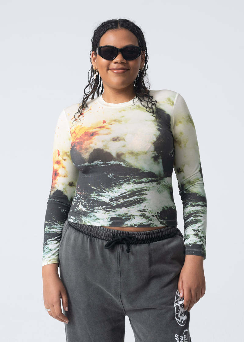 【Carne Bollente】I Lava you tops Carne Bollente I Lava You Cropped Tee - Prints | Garmentory