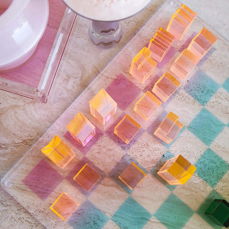 Sunnylife Lucite Check And Checkers Ombre Sherbert Chess Set - Multicolour Sunnylife Lucite Check And Checkers Ombre Sherbert Chess Set - Multicolour