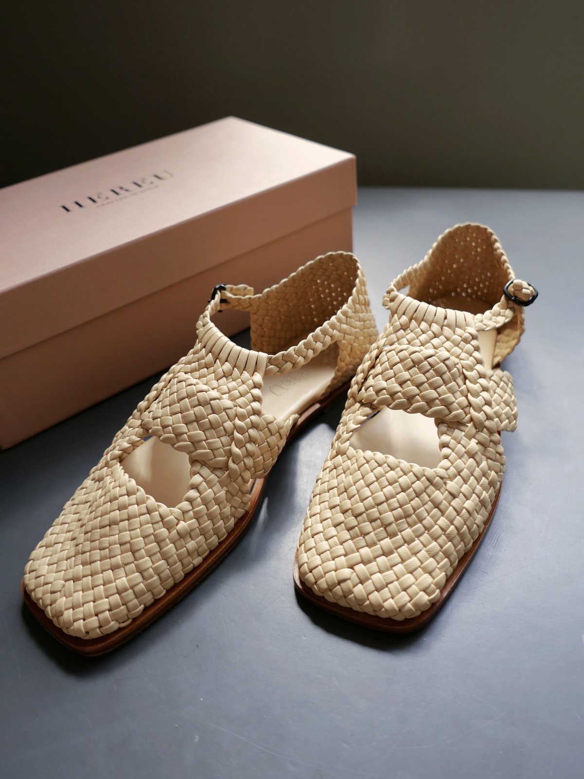 【HEREU】Serra woven-leather sandals SERRA - Woven T-Bar Sandal – Hereu Studio