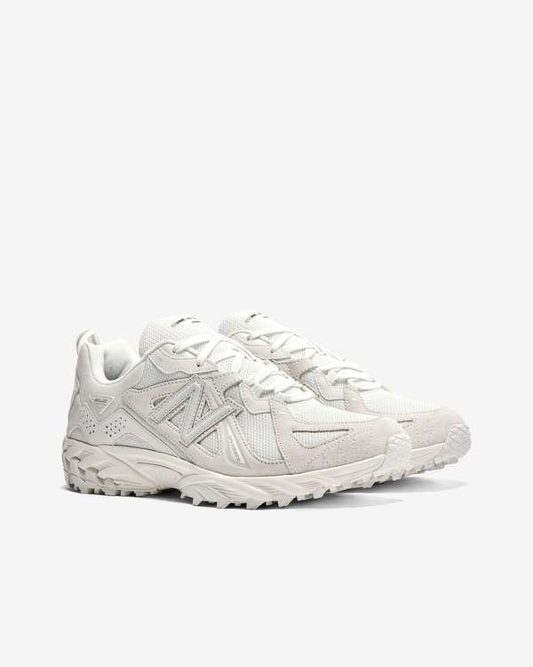 Comme des Garons Homme New Balance Sneakers - White