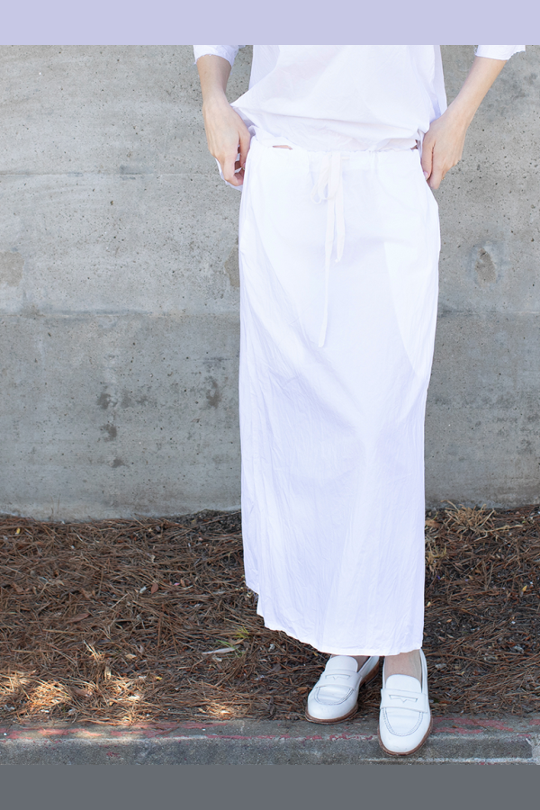 SCHA Medium Long Twisted Skirt - White