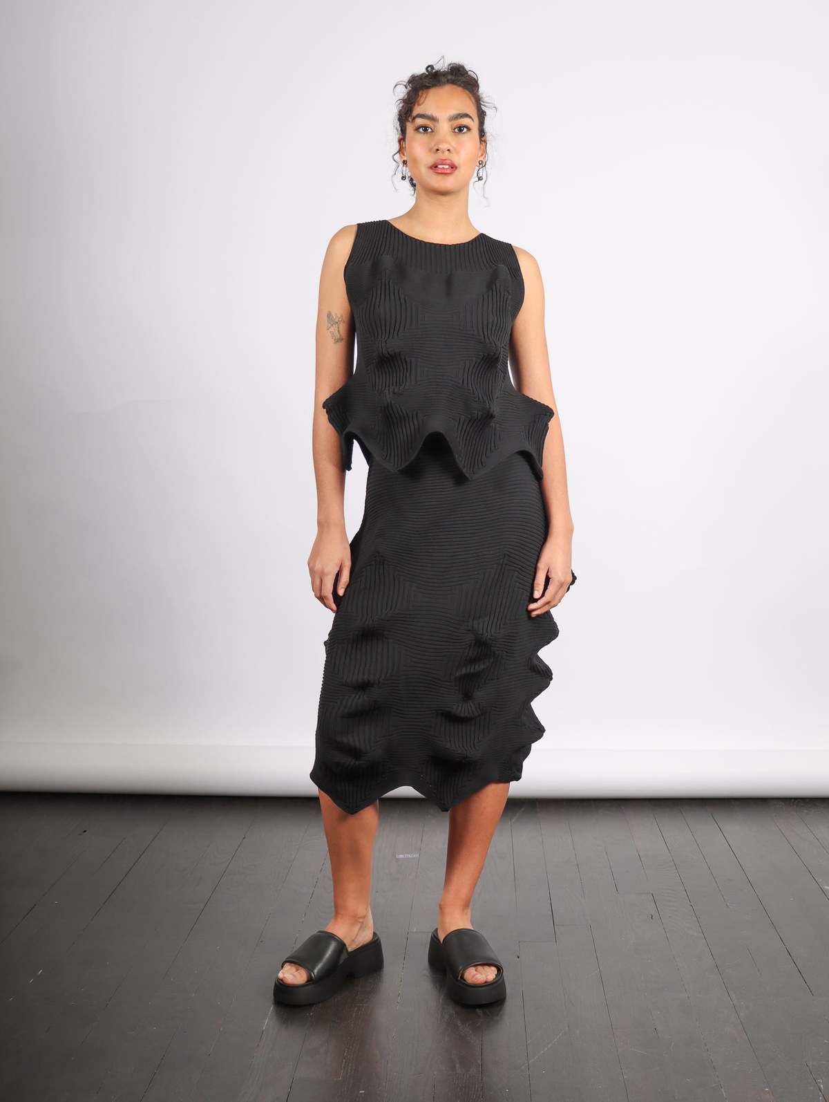 Linkage Sleeveless Top in Black by Issey Miyake | Garmentory