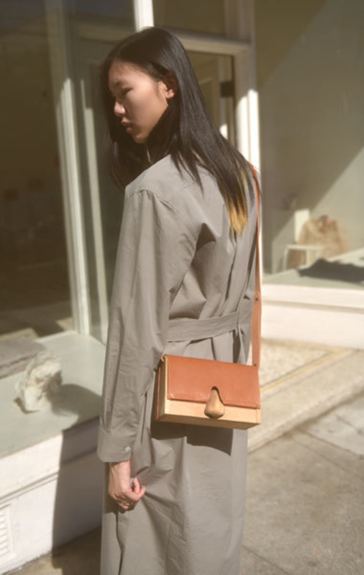 Eatable of Many Orders Nose Clutch Bag - Camel | Garmentory