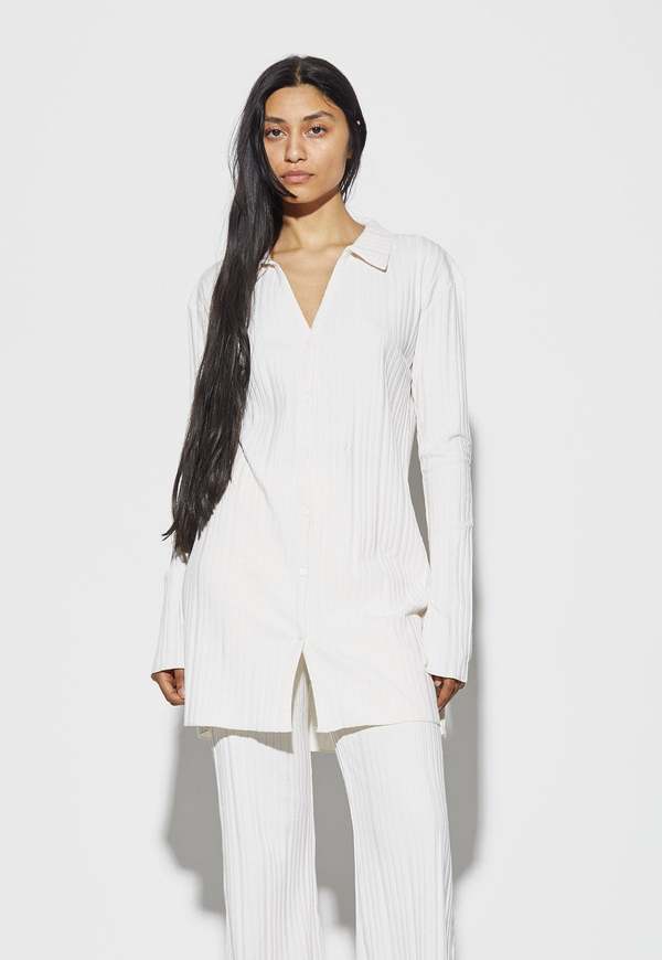 blacktogrey Lys Cardigan - White