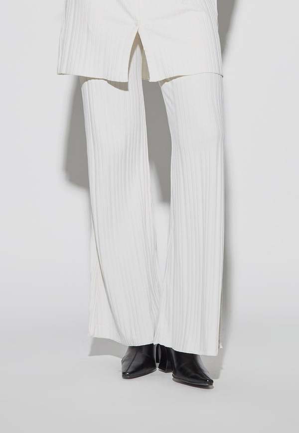 blacktogrey Lys Trousers - White