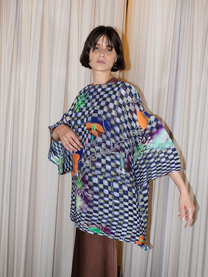 Julia Heuer ジュリアホイヤー　カラフルグラフィックトップス Julia Heuer Cosma Top - Hermann Print | Garmentory